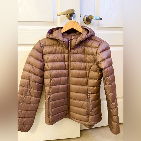 Aritzia TNA Botaine Puffer - Picture 3 of 7